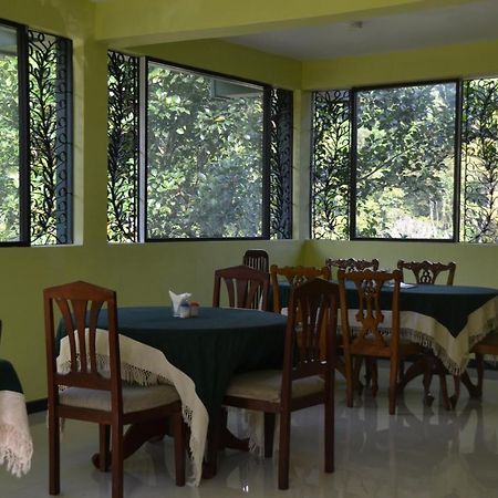 Green Woods Appartement Kandy Buitenkant foto